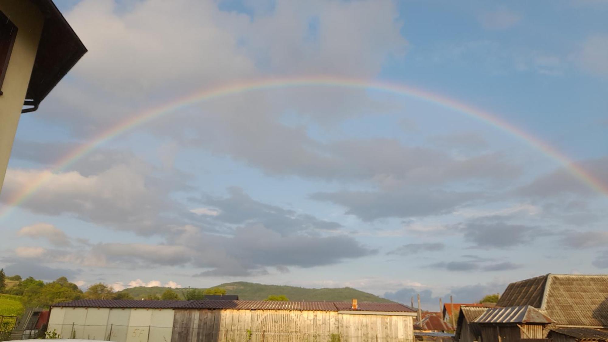 Pensiunea Sanziene Strîmtura Exterior foto